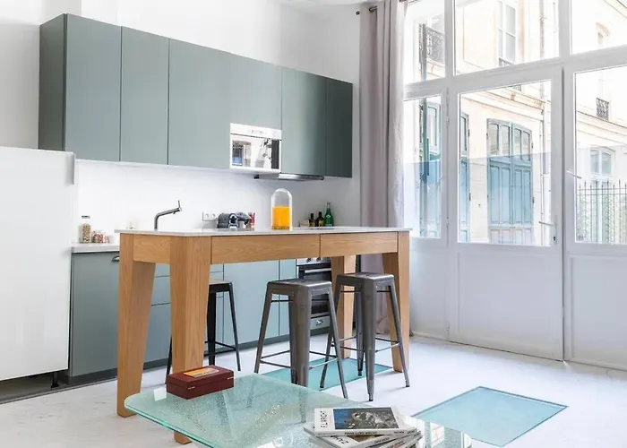 Champs-Elysees/Georgev Superbe Appartement 4P