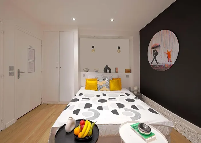 Bright Modern & Lovely Studio Close To Invalides & Eiffel Tower