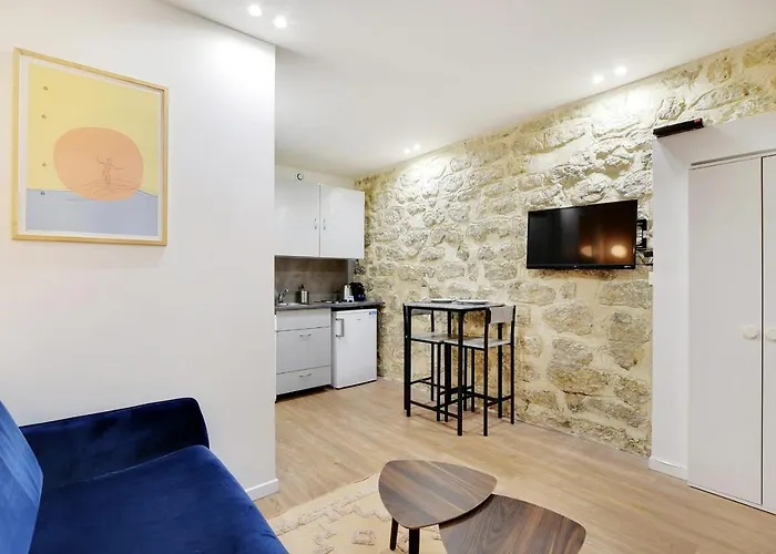 Freshly Renovated Apartment In The Heart Of Paris