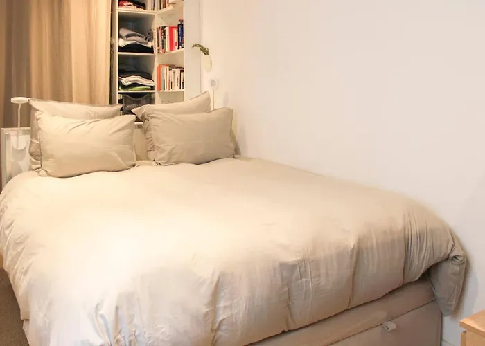 Lovely Love Nest Near Montmartre