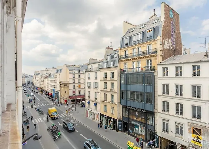 Luxurious Nest In Paris