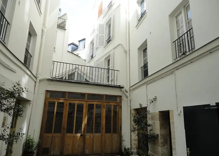 Into Paris - Appartement Pont Neuf
