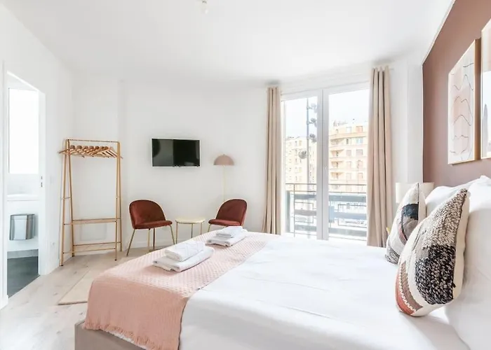 Studio Lumineux Paris Est - Serurier