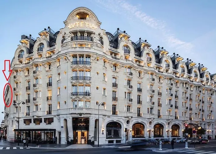 Exclusive Suite Parisian Palace