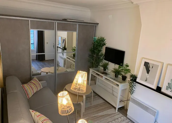 Studio Moderne Au Coeur De Paris Batignolles