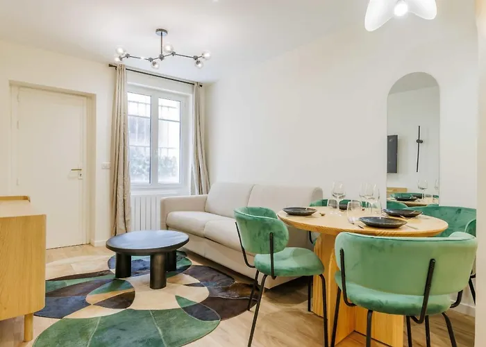 Modern Apartment Near Montmartresacre Coeur