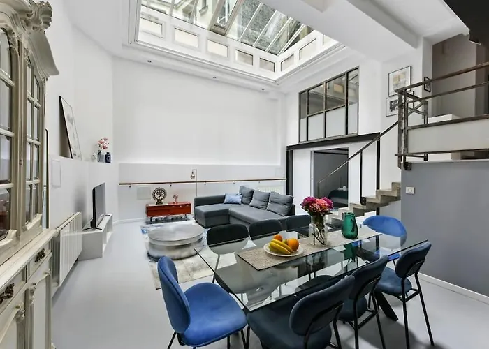 Montmartre Theater Loft