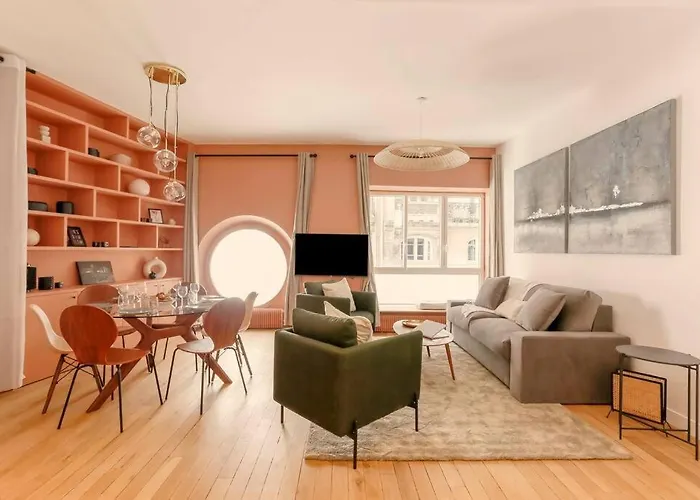 Modern 2 Bedrooms Near Louvre