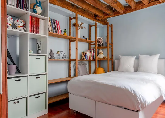 Lovely Center Residence