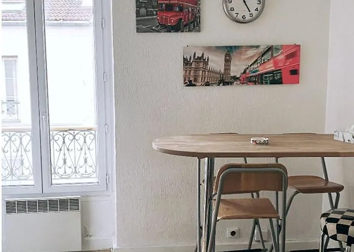 Superb Apartment Rue Des Artistes