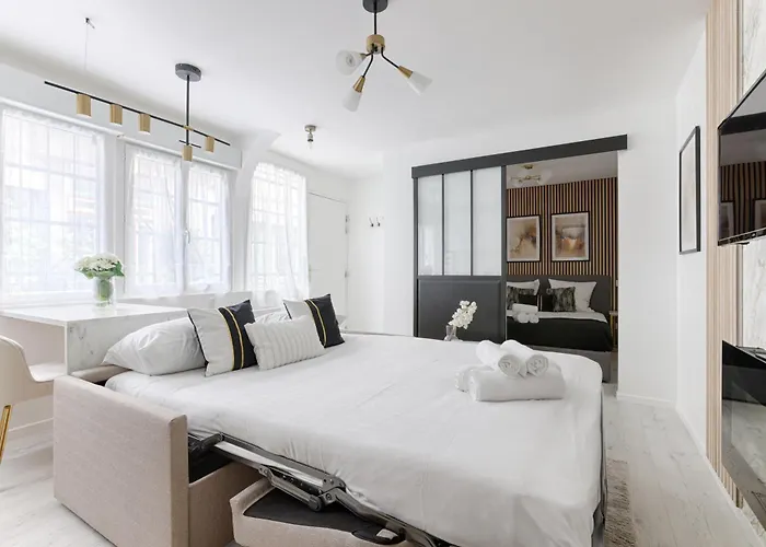 Saint Antoine Marais Charming Apartment 1Br