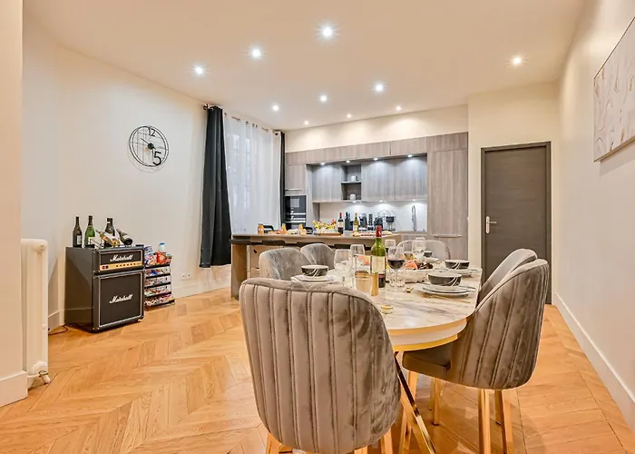 Magnifique Appartement De Luxe & Familia - Paris 16