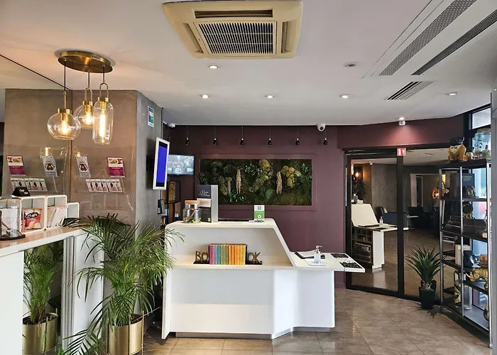 Ibis Styles Paris Tolbiac Bibliotheque