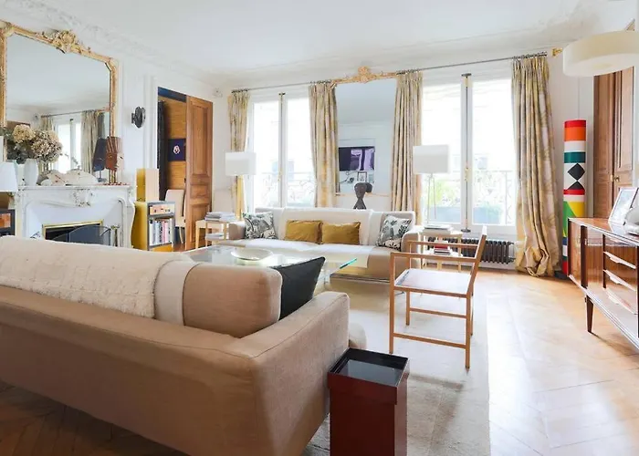 Chic Flat 2 Rooms Georges V
