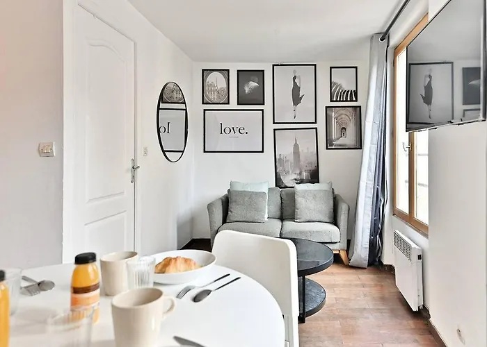Appartement Paisible Et Central Rivoli