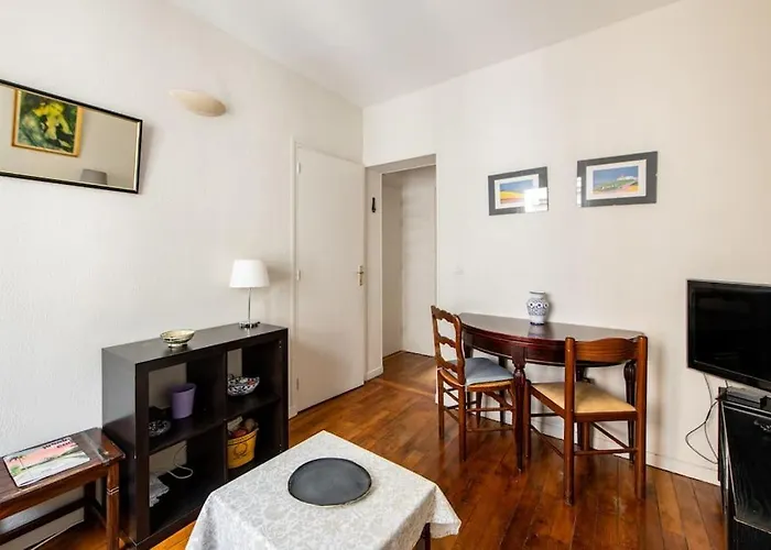 Lecourbe - Cosy Appartement Proche Montparnasse