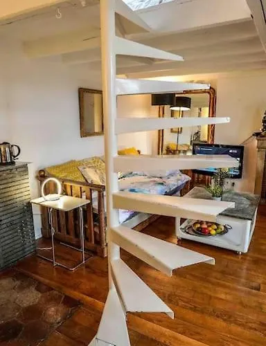 Spacious Loft Paris Saint Michel