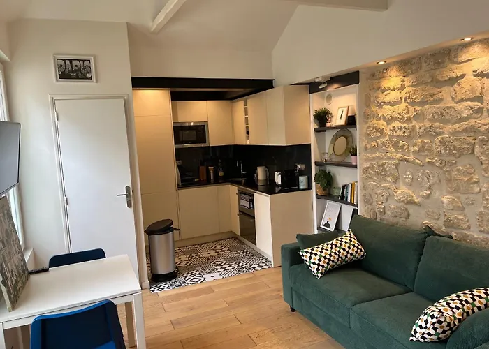 Appartement Atypique Aux Batignolles
