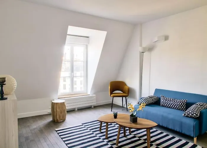 Super Logement Cosy Avec Vue Sur Tour Eiffel