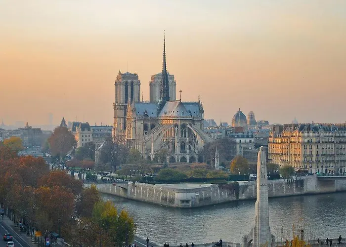 Luxury Parisian Apartment Notre Dame Saint Germain Des Pres