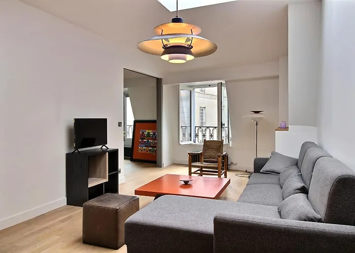 Spacious Comfortable Apartment