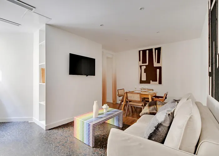 Pure Gem In The Heart Of Saint Germain - 2Ch-6P