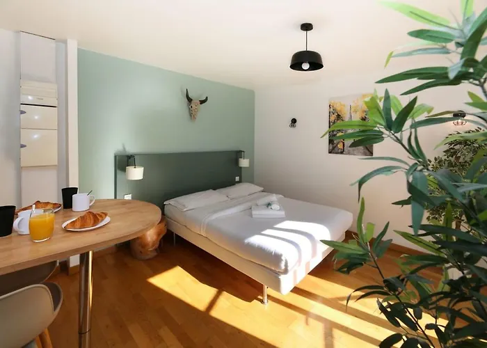202 - Studio Calme Et Reposant A Paris 5 - Flat-Guest