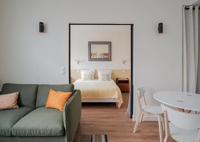 Appartement Moderne Et Chic Proche Tour Eiffel