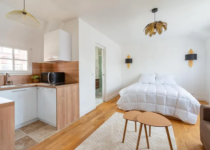 Appartement 75017 Proche Champs Elysees