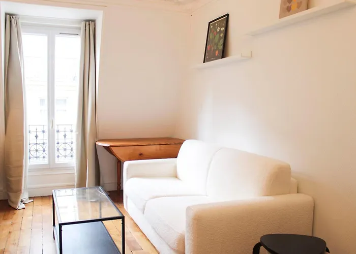 Charming T3 Near The Promenade Pereire
