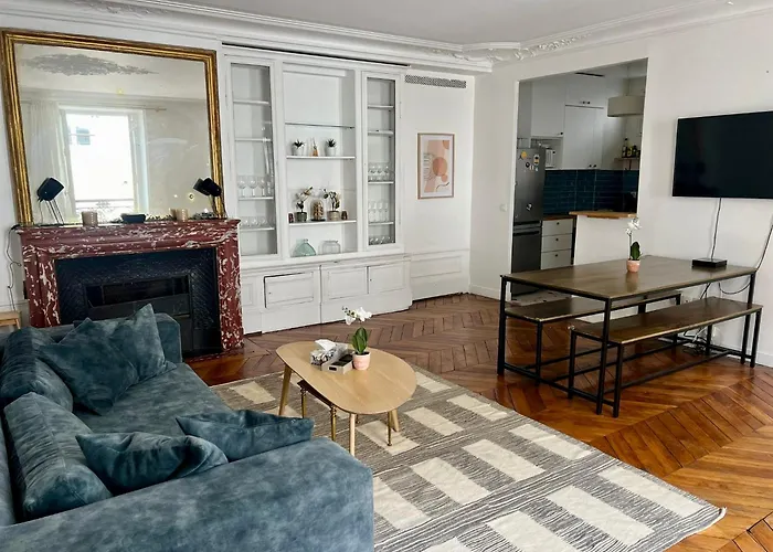 Appartement Haussmanannien Cosy - Republique