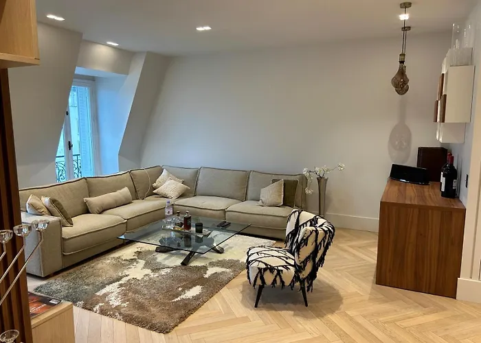 Luxueux Appartement Metro George V - Hermes - Champs-Elysees - Arc De Triomphe