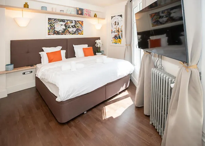Marais, Rue Beaubourg - 6 Places