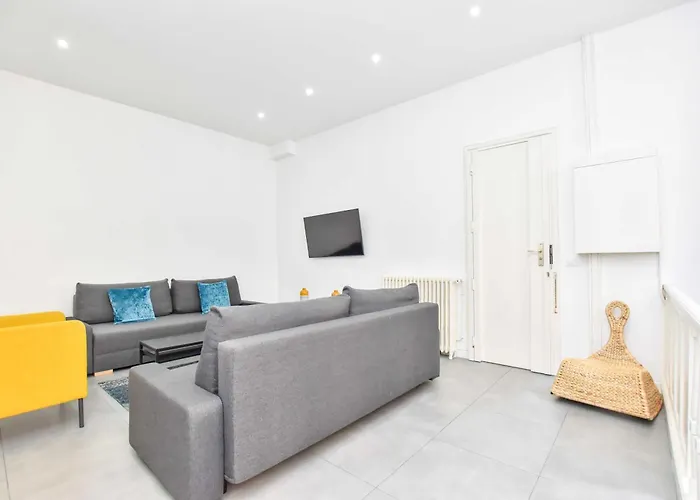 Cozy Apartment - 1Br-6P - Madeleine