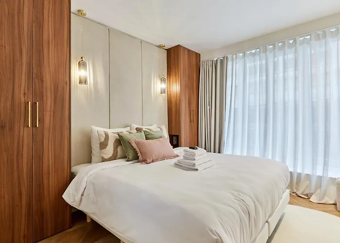 Residence 2 Apartments Center Of Paris By Studio Prestige