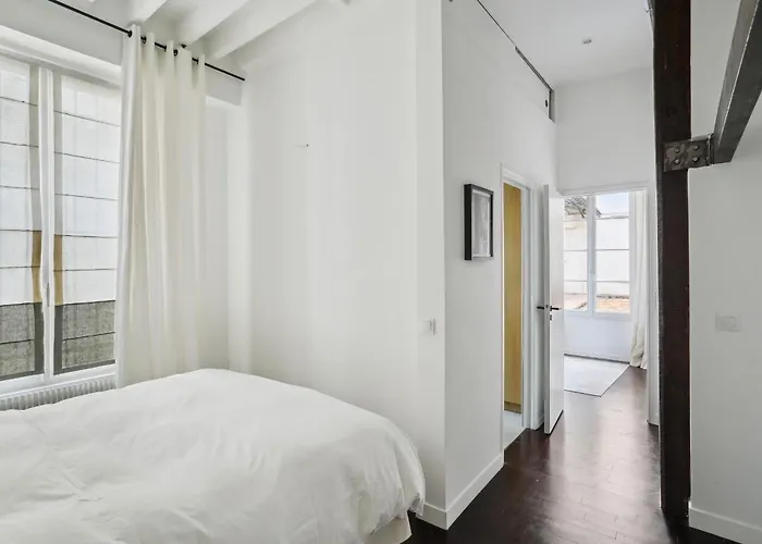 Saint Germain & Buci - 2Br - Cityapartmentstay