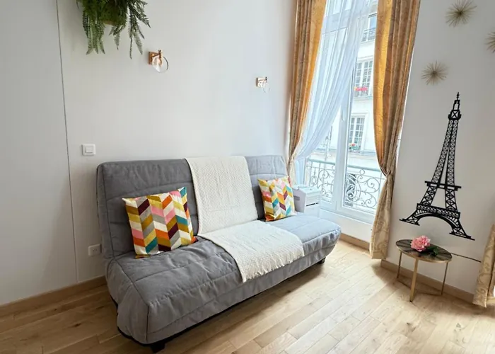 Chez Zenovia