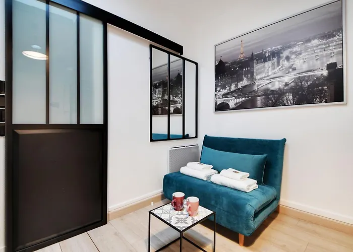 Comfortable Studio Porte-Dauphine