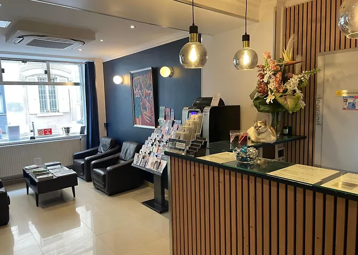 Mary\'S Hotel Republique