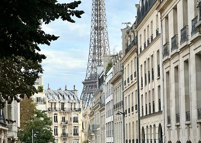 Champs Elysees Apartment 4