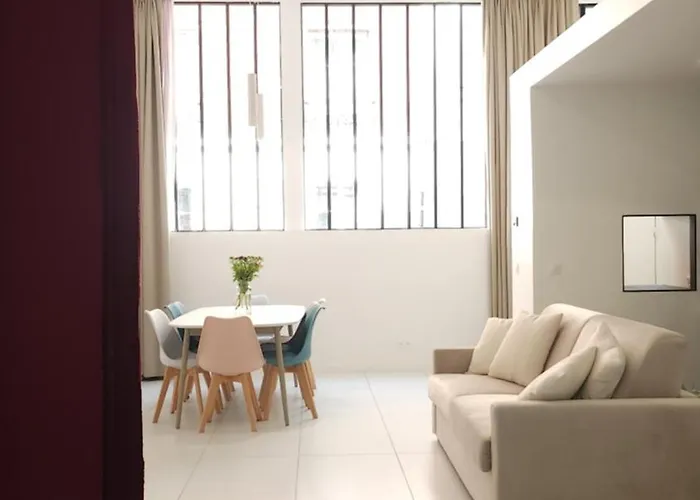 Loft Moderne Et Lumineux