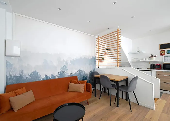 Charming Duplex Studio For Four