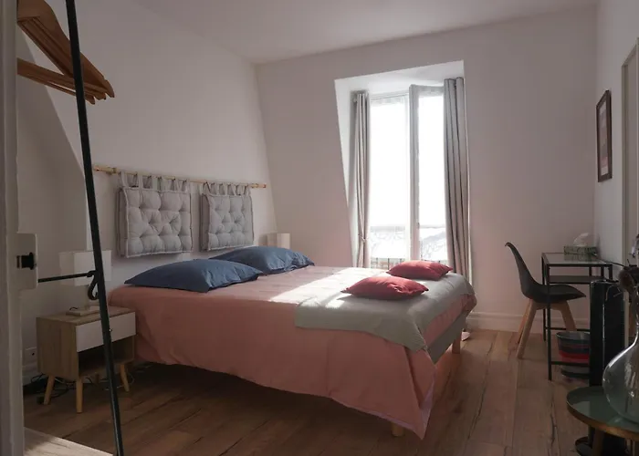 Guest Room Paris - R&M
