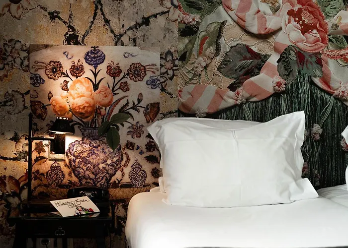Hotel Du Petit Moulin, Haute Couture Hotel By Lacroix