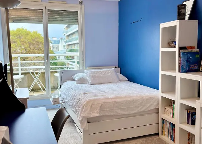 Chambre Calme Et Lumineuse En Plein Coeur De Paris