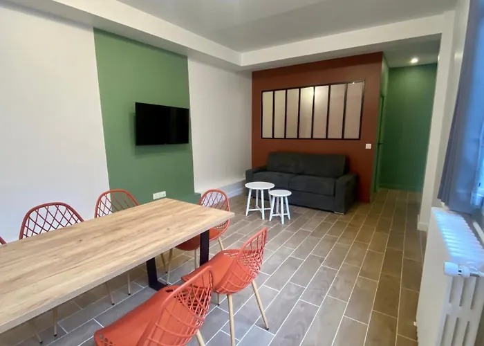 Spacious Flat Near Grands Boulevards 6P