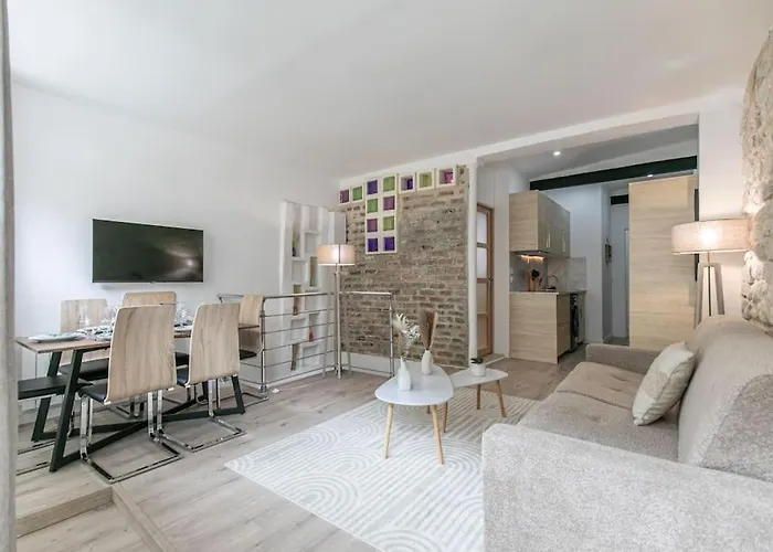 Cosy Appartement Paris 20E