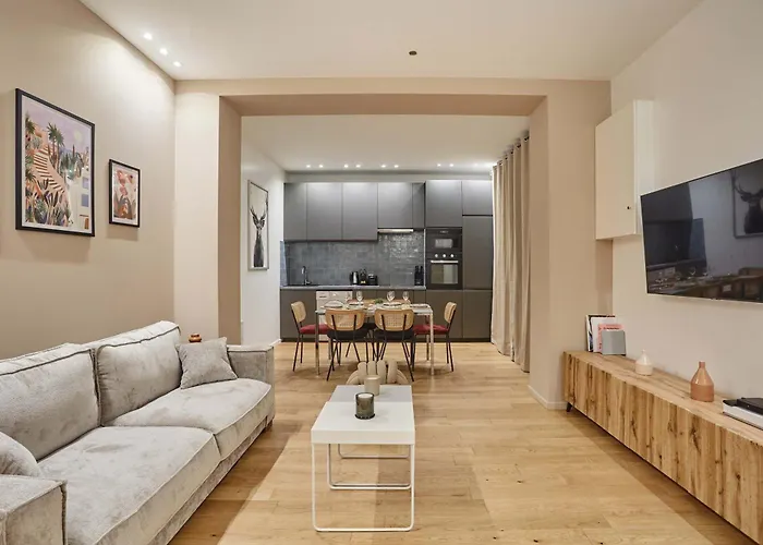 New Apartment 2 Bedrooms Center Of Paris By Studio Prestige