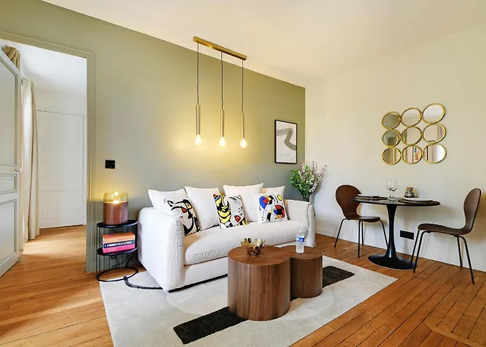 Luxury Flat By Les Maisons De Charloc Homes