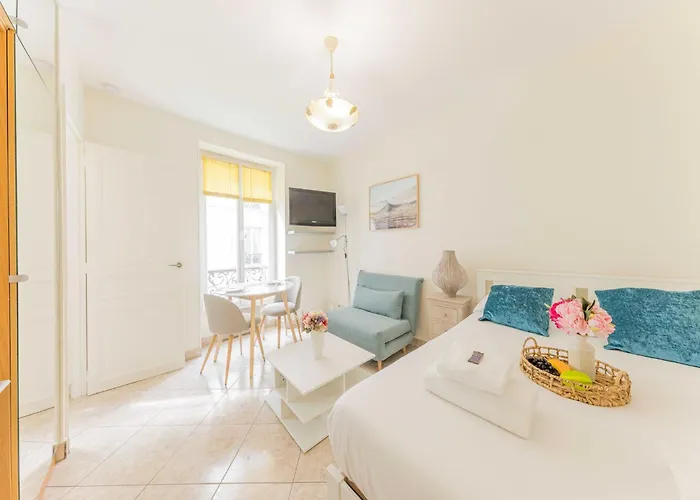 Cosy Studio For Two Tour Eiffel Champs De Mars